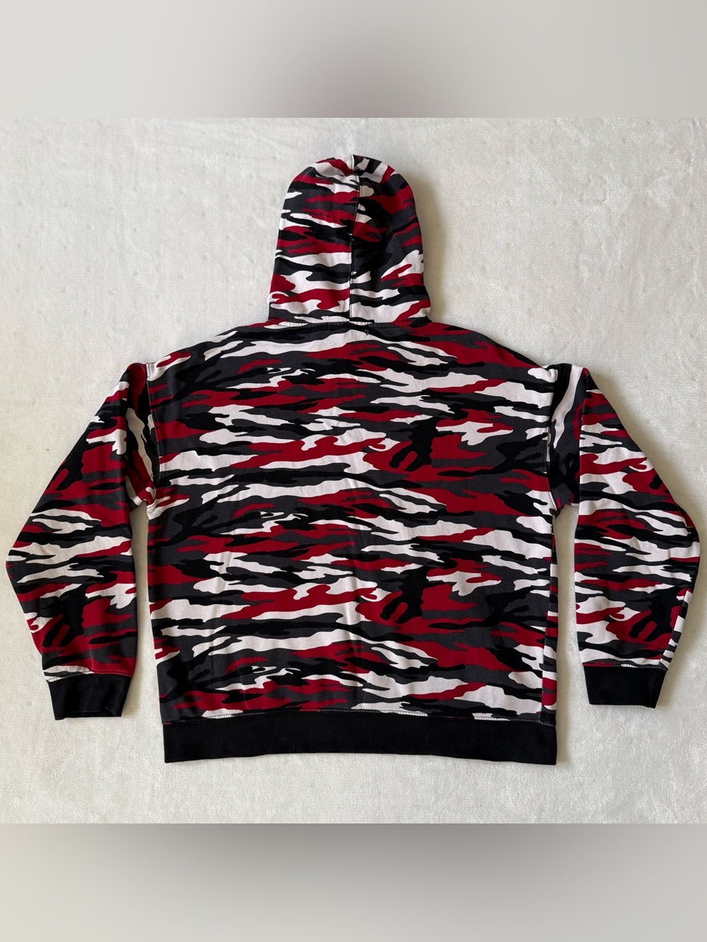 Camouflage Hoodie Red Black White Kangaroo Pocket Sweatshirt Streetwear Unisex - Picture 3 of 7
